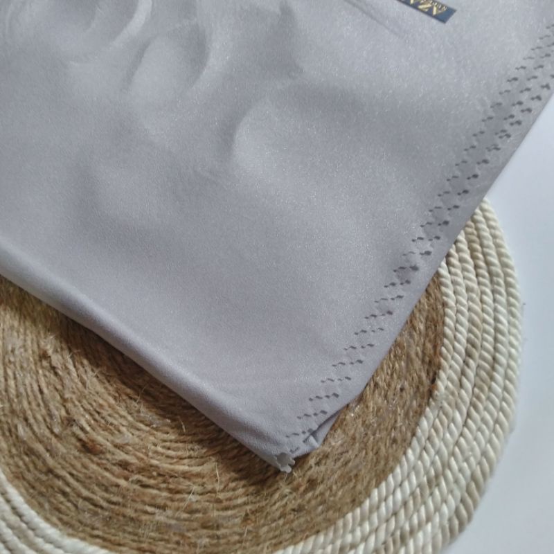 Hijab Segi Empat Azara nur sinar glamour Laser Cut kerudung hijab segiempat glowing 110 x 110-Silver Sinar