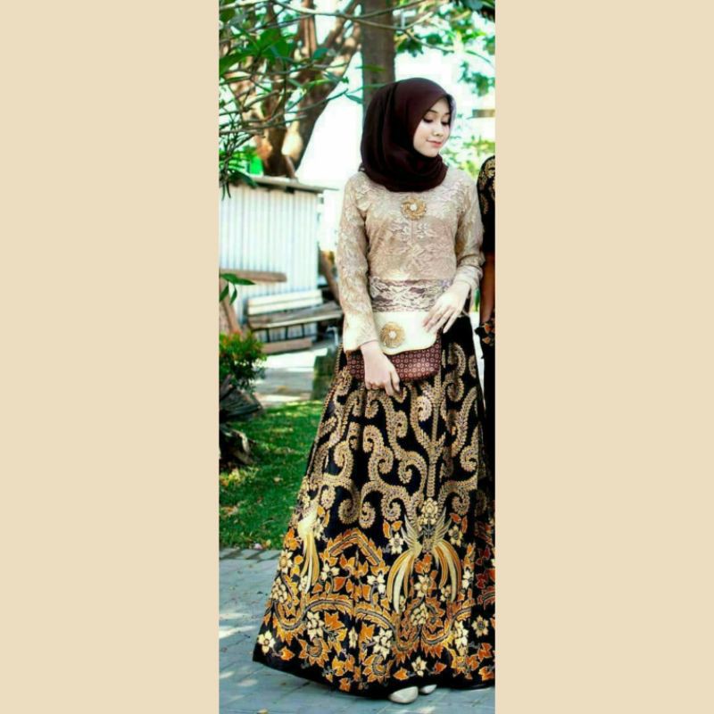 BRUKAT PADIMAS Couple Keluarga Terbaru Motif kekinian Batik Modern Exclusive sarimbit seragam 77654-Brukat saja krem