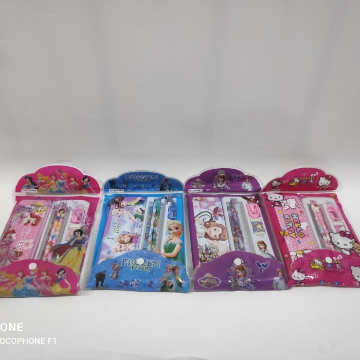 

Murah Stationary Set Pensil Karakter Anak Berkualitas