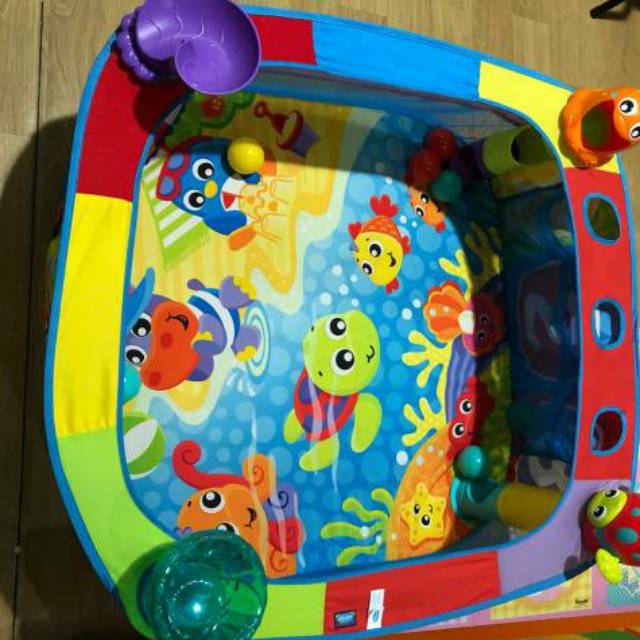 playgro pop and drop ball activity gym