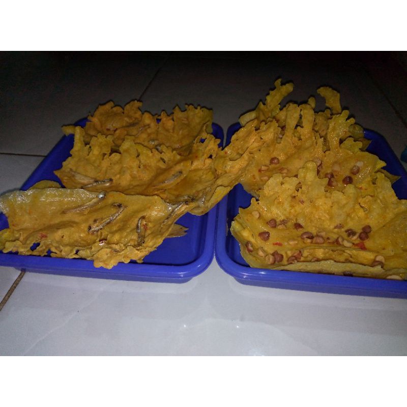 

peyek renyah dan gurih