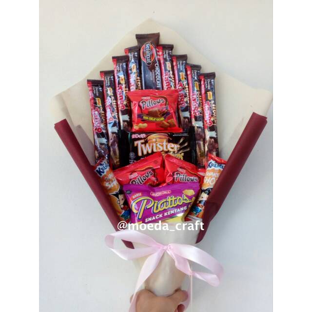 

Buket Snack Murah / Hadiah Wisuda Ultah