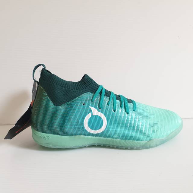 Sepatu Futsal Ortus Catalyst Mystique