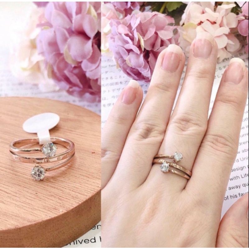 Cincin titanium baris dua mata rose gold N1308191