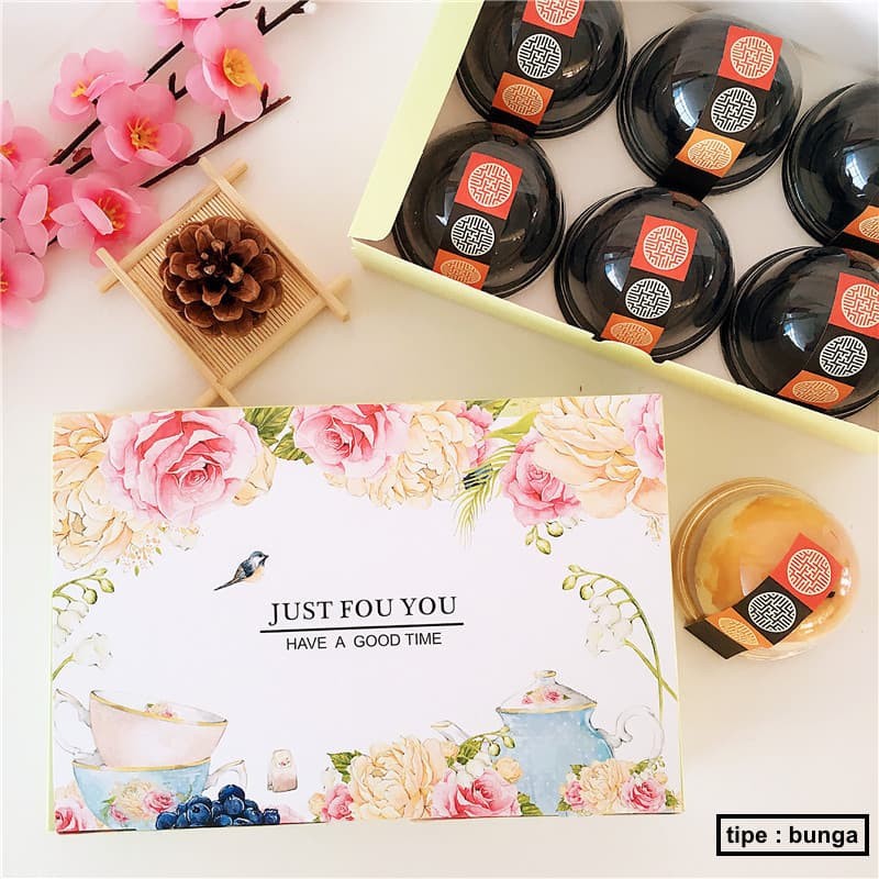 

KOTAK KUE KERING BOX SOUVENIR KOTAK MACAROON KOTAK KUE KOTAK HADIAH KOTAK ROTI GIFT BOX BURUNG BUNGA