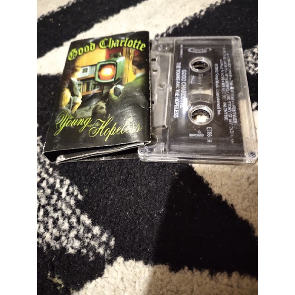kaset pita good charlotte / young and the hopeless