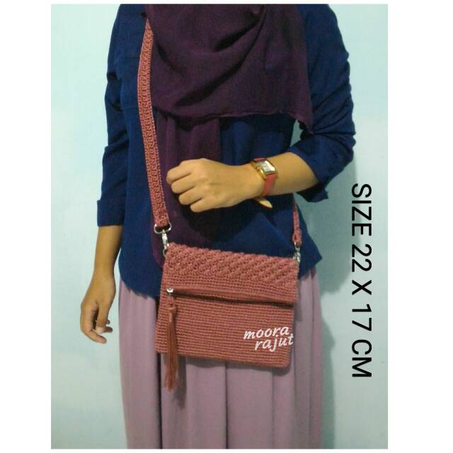 Tas rajut nilon CLUTCH RAJUT