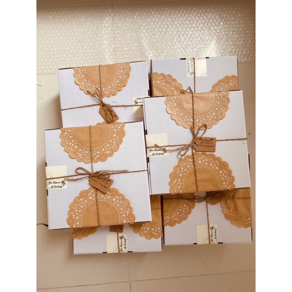 

BEST SELLER HAMPERS MUKENA ALQURAN LEBARAN HADIAH NIKAHAN ULANG TAHUN WISUDA HAMPERS LEBARAN