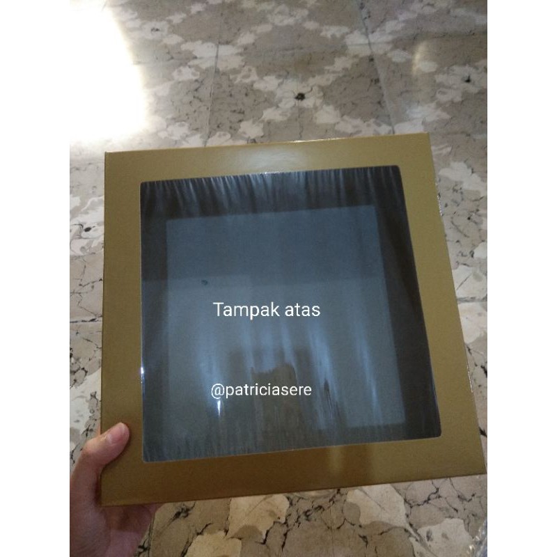 

KOTAK KUE EMAS/CAKE BOX PREMIUM UKURAN 28x28x8