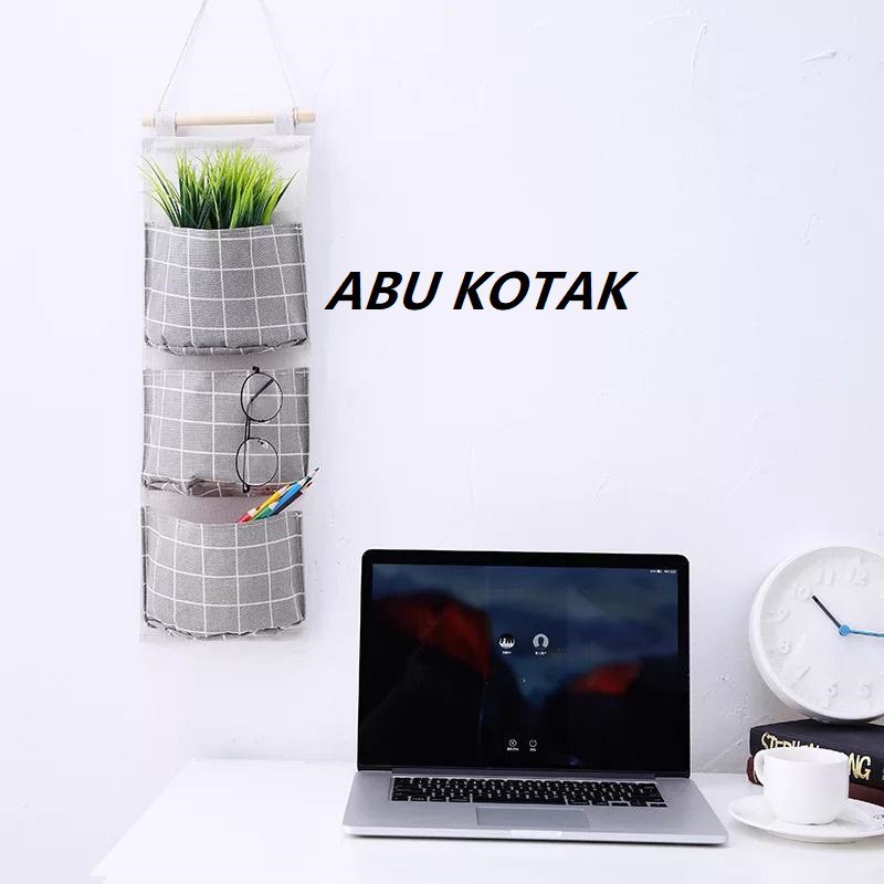 Pouch Gantung 3 SEKAT Storage Bag Gantung (Dilengkapi Tali Dan Kayu) Unik Dan Serbaguna