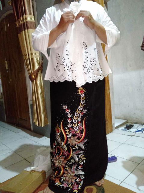 Rok Lilit Bordir Motif Setangkai Premium Quality / Setelan Kebaya / Setelan Brukat