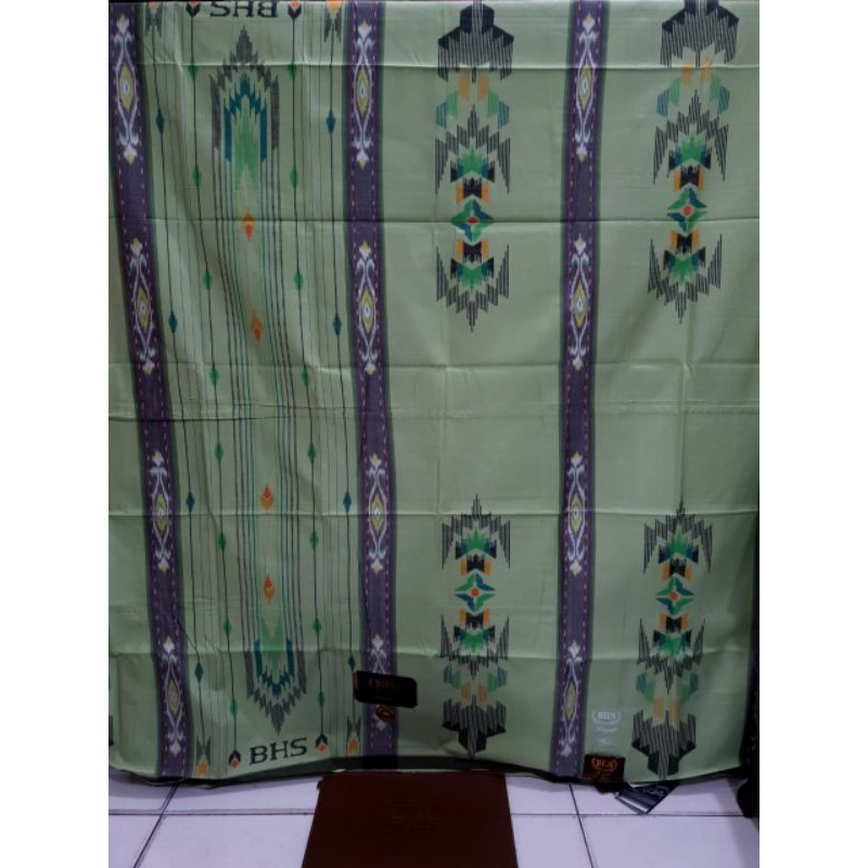SARUNG BHS ROYAL SIE MS GOLD