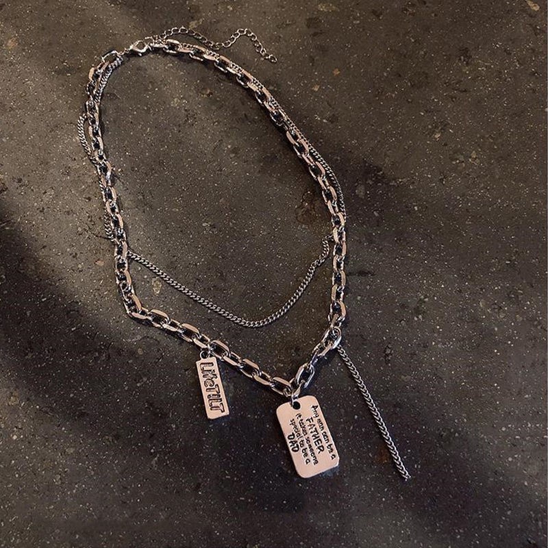 Kalung Rantai Dengan Liontin Alfabet Gaya retro Hip hop Untuk Wanita