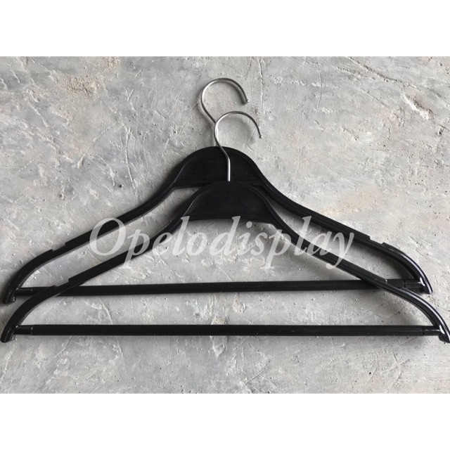 Hanger model zara palang plastik ( per pcs )