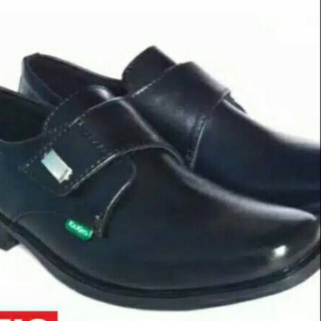 Sepatu fantopel kretekan sekola kantoran bong