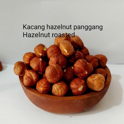 

Kacang hazelnut panggang / Hazelnut roasted