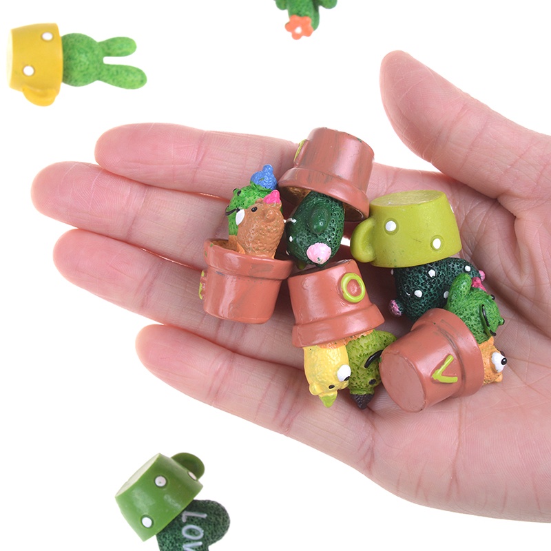 # Kaos T-Shirt Wanita Lengan Pendek Motif Print #Ornamen Miniatur Kaktus Untuk Rumah Boneka