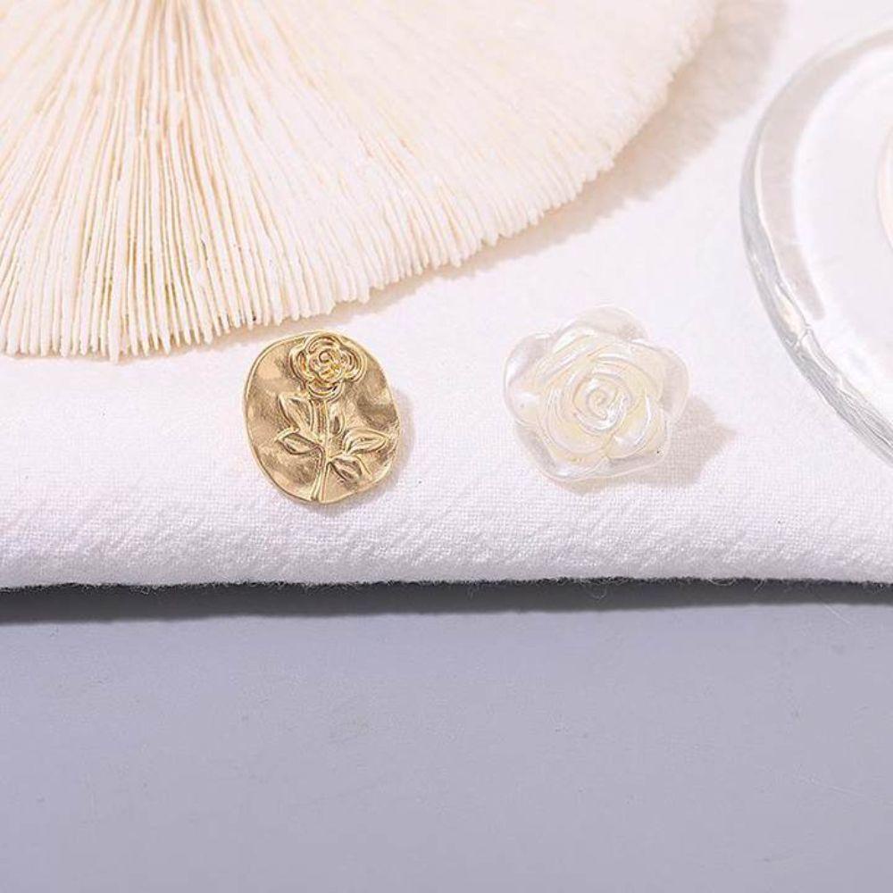 Mxbeauty Anting Pejantan Asimetris Wanita Chic Desain Rasa Hadiah Indah Temperamen Gaya Korea