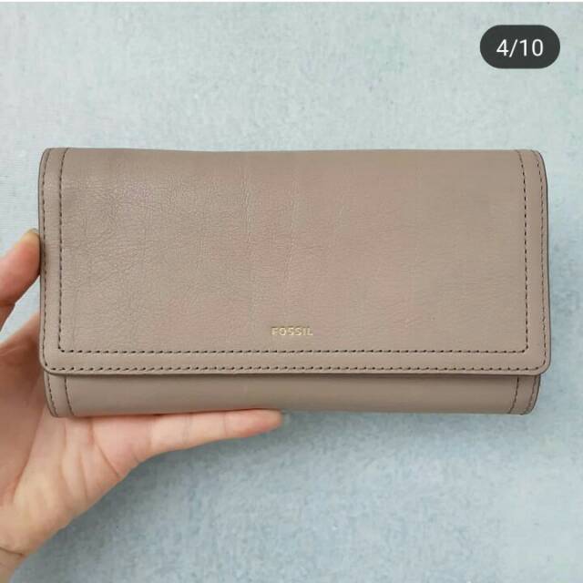 Dompet fossil logan wallet