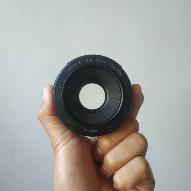 Lensa Fix Canon EF 50mm STM