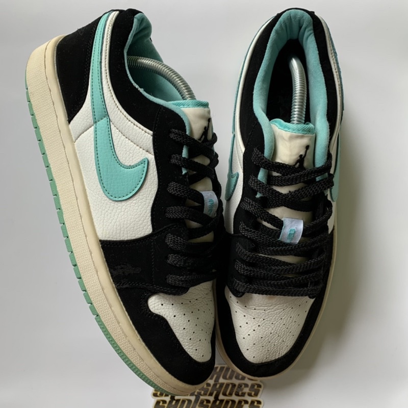 NIKE AIR JORDAN 1 LOW BLACK ISLAND GREEN