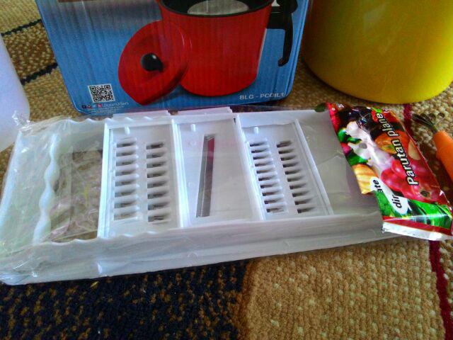 Parutan/serutan Sayur Dan Buah 4 Mata Pisau Serut/parut