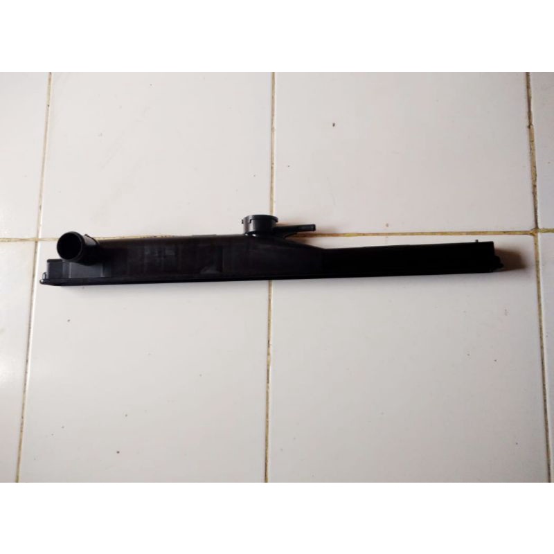 Uppertank Radiator L300 Bensin