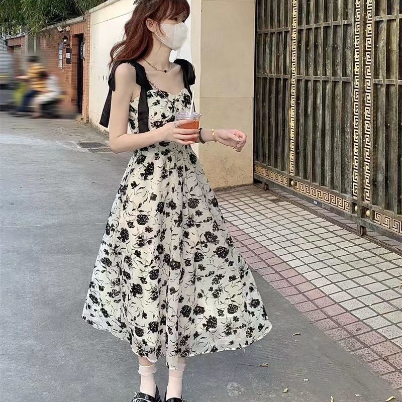 Dasi temperamen modis mid-length retro wanita Perancis suspender floral dress 2022 musim semi dan mu