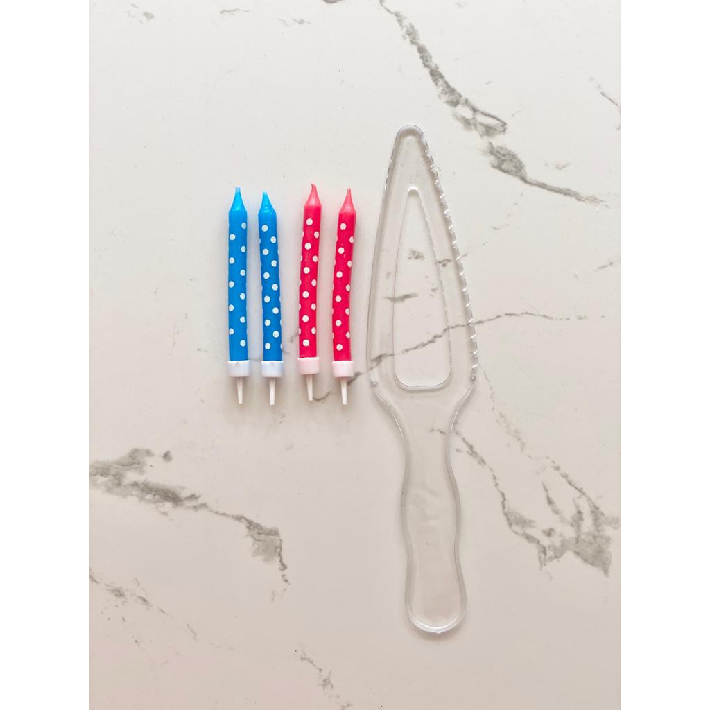 

Pisau & Lilin Ulang Tahun