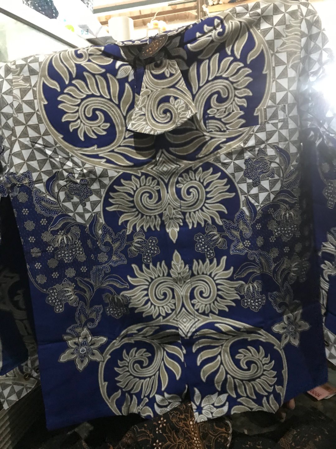 Kemeja Batik Lengan Panjang | Kapal Kandas Lawasan (slim Fit) By Batik Floris