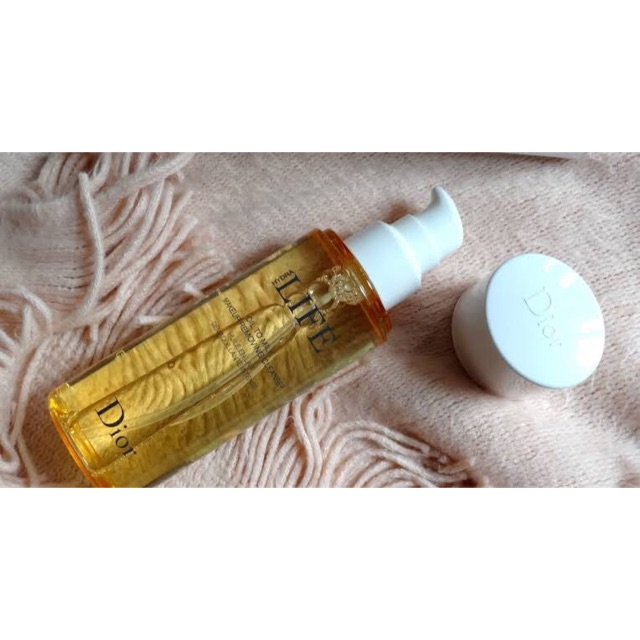 dior hydra life oil to milk makeup removing cleanser