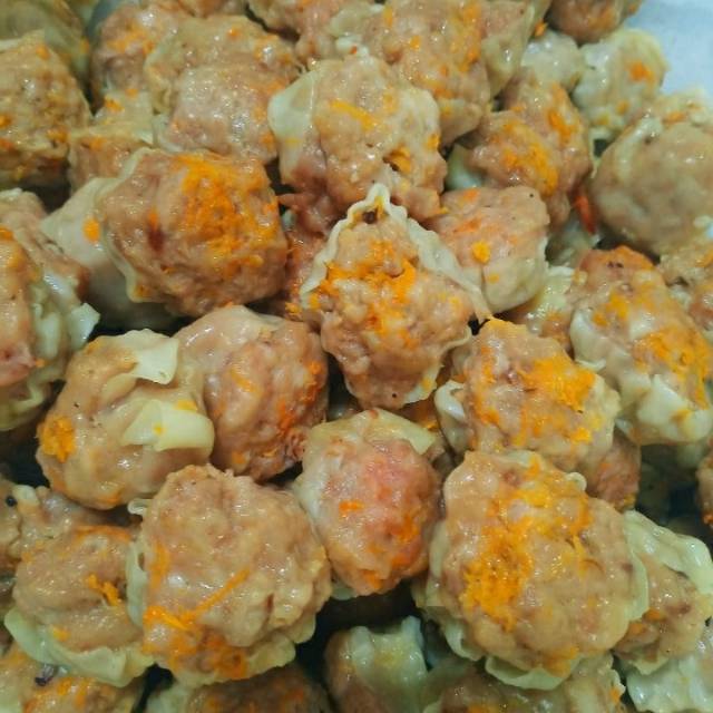 

Dimsum Frozen Food Cemilan Dim Sum Siomay Ayam Halal Enak Bergizi isi 10pcs Mix