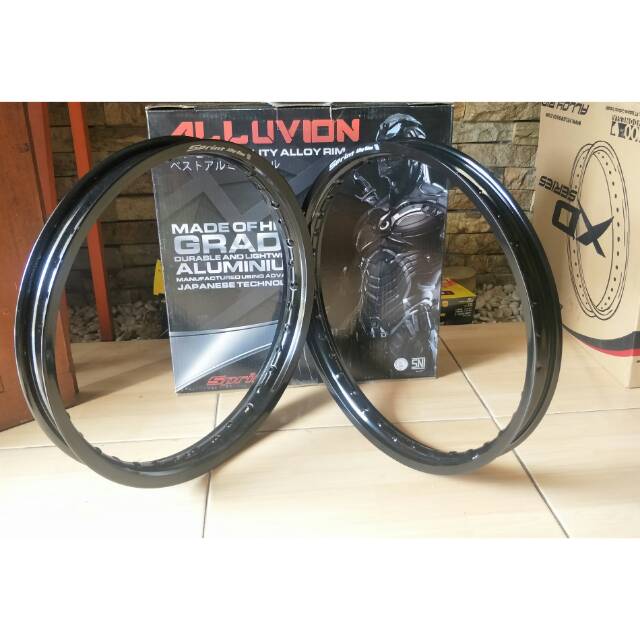 Velg Rossi  Ring 17 - Sepasang Velg Rossi Ring 17  Hitam Mengkilap Gross Bahan Sangat tebal di jamin