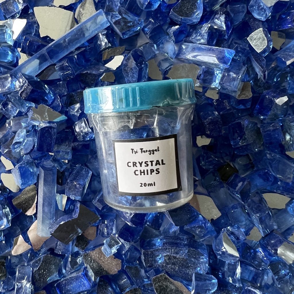 Crystal Stone SAPPHIRE BLUE Batu Kristal 20cc Murah quartz brazil healing crushed Berkualitas Bagus Pecahan Batu Kaca Mirror Crystal Chips Hiasan Resin Padat Padatan DIY Craft glass shards nuggets fairy chips mica flakes geode Kerajinan