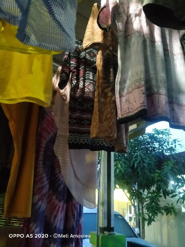 Kaos Batik Abstrak || Kaos Oleh-oleh || Kaos Murah ||