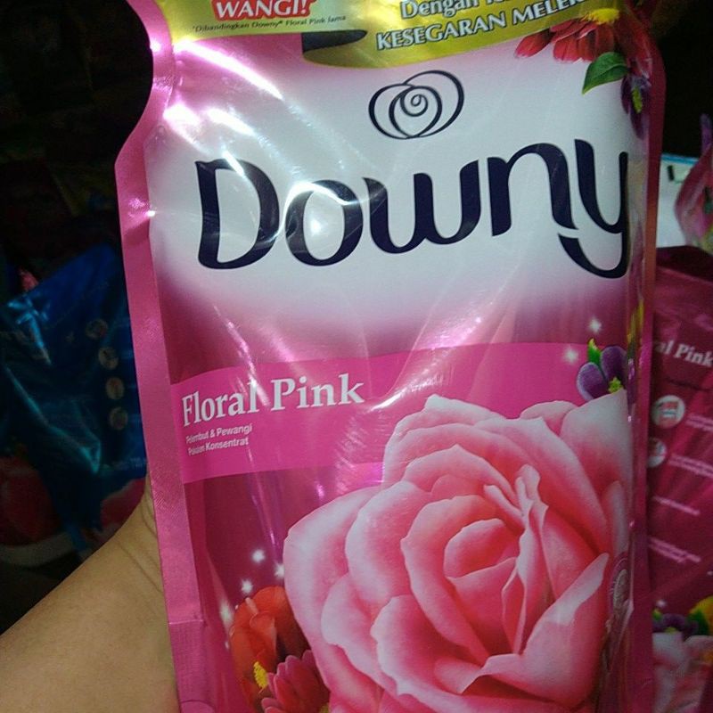 DOWNY PELEMBUT PAKAIAN 680ML/1LITER