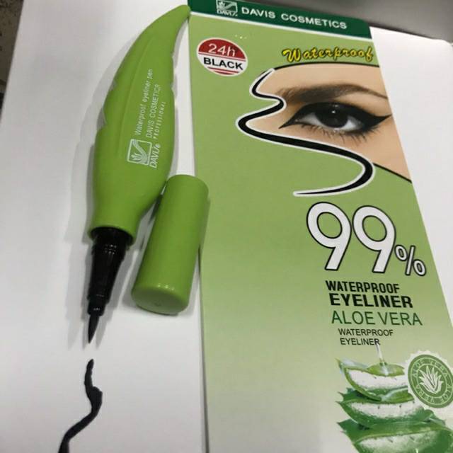 Eyeliner Daun Davis Aloe vera