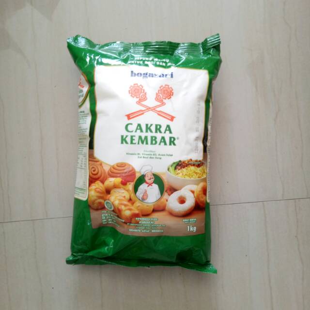 

tepung terigu cakra kembar 1kg