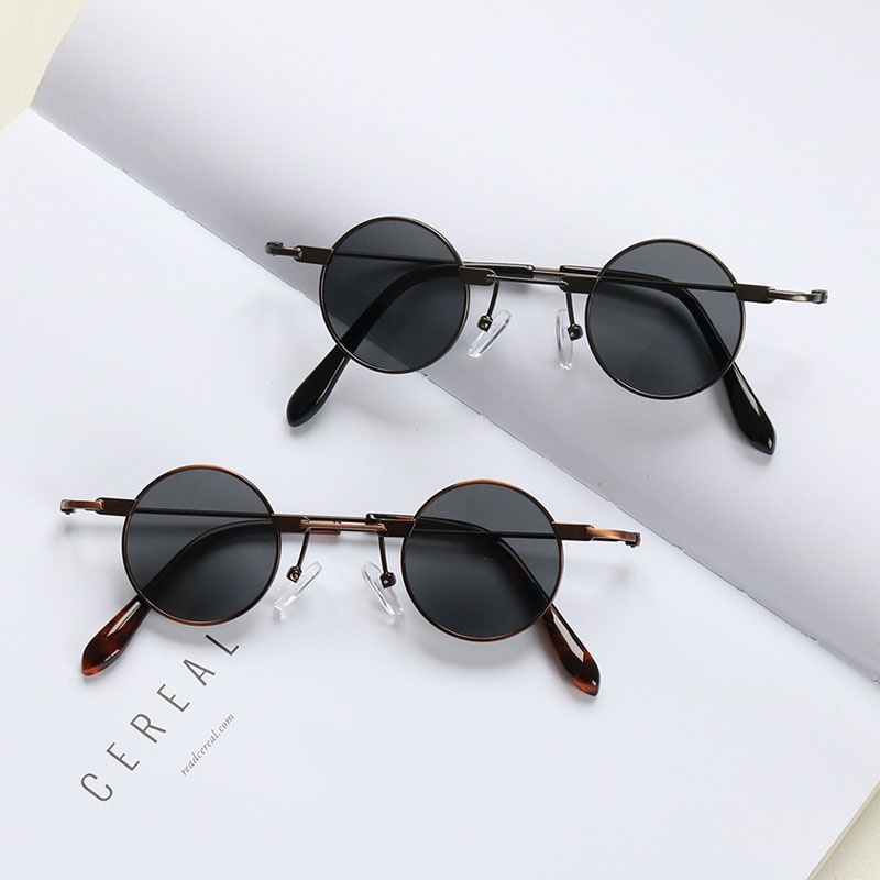 Kacamata Hitam Vintage Retro Punk Frame Metal Bulat Kecil Lensa Warna Warni Untuk Pria / Wanita