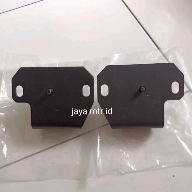 dudukan mesin engine mounting Isuzu Elf nkr 66 nkr 71 harga satuan