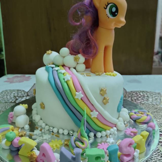 

little pony cake