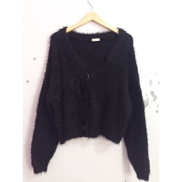 EARTH MUSIC OUTER CARDIGAN RAJUT CROP BULU TANGAN BALON KOREA ORIGINAL