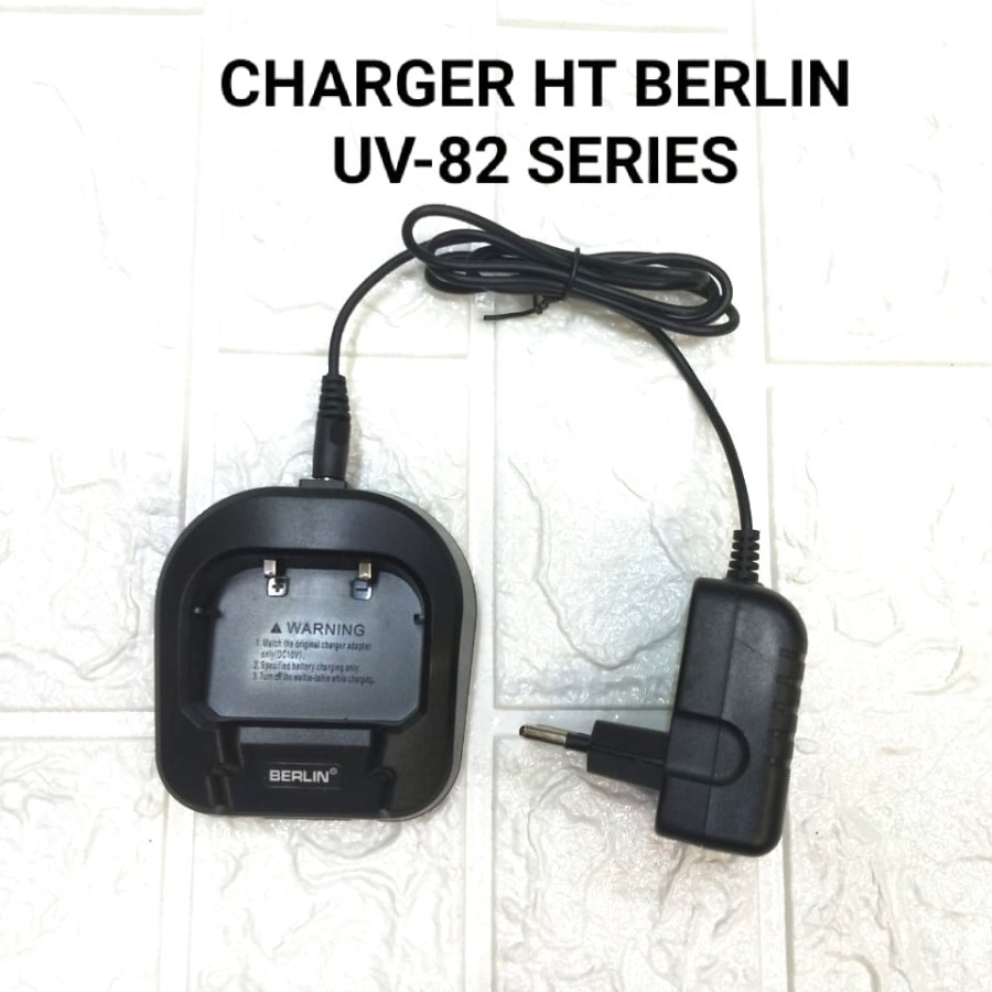 Charger HT Berlin UV82 Original