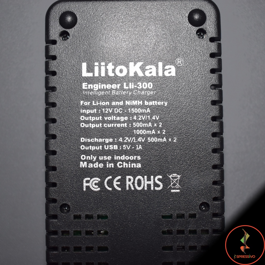 LiitoKala Lii-300 1.2V/3.7V Li-ion &amp; NiMH LCD Smart Battery Charger