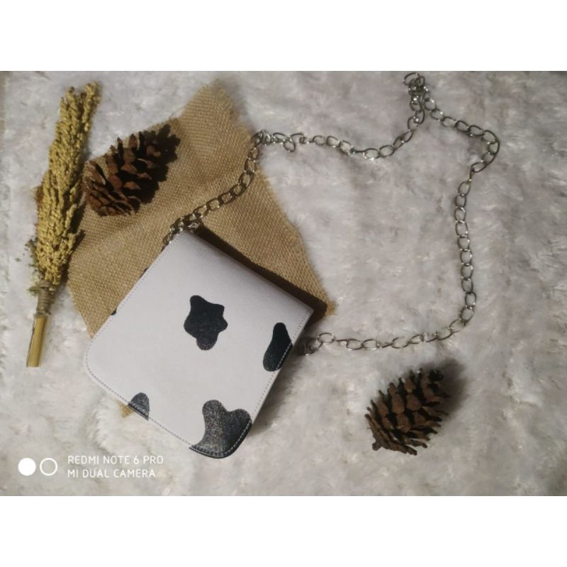 BIANKA SLINGBAG MOTIF SAPI