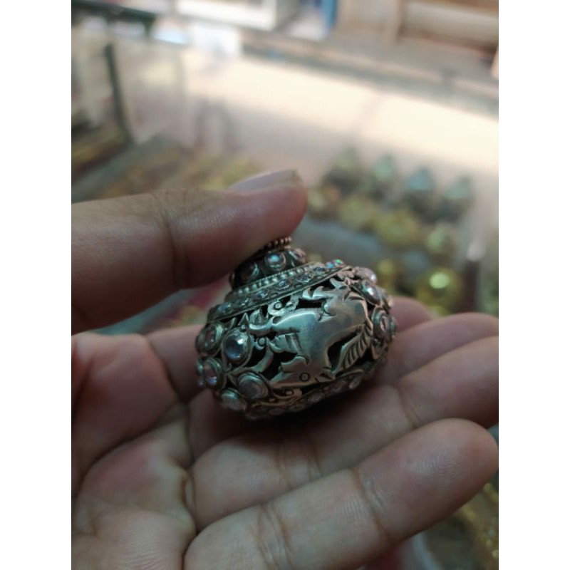 Mendak Selut Keris Model Jeruk Keprok Motif Tatah Gajah Kidang