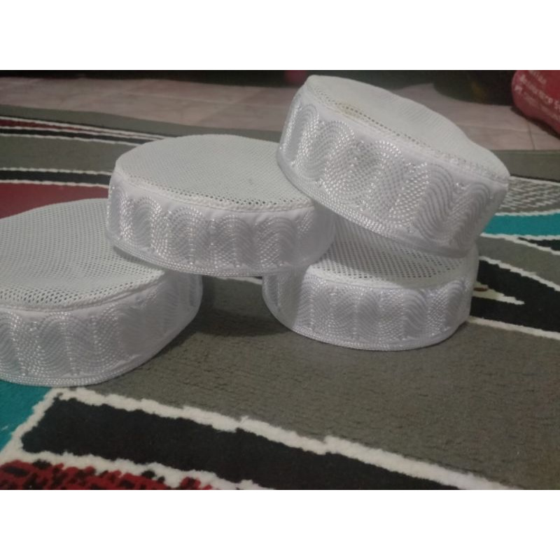 Peci Madinah jaring pendek 5,6 cm,peci ikaf,peci model hadromaut