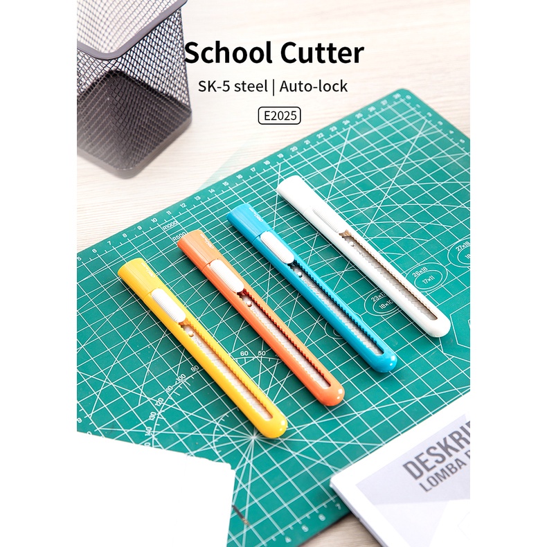 

Cutter DELI Kecil 4 warna SK5 - E2025 Deli