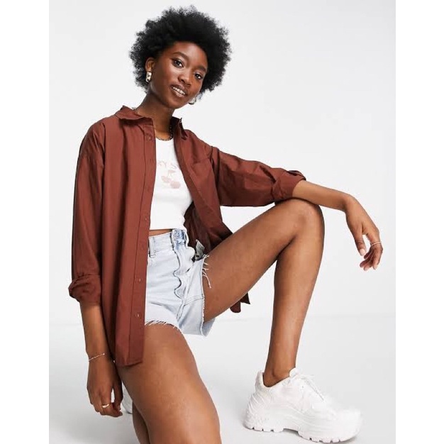 Stradivarius Oversized Poplin Straight Fit Shirt in Chocolate Brown