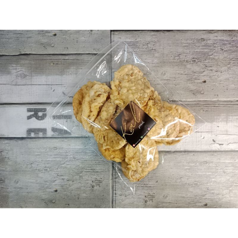 

KERIPIK TEMPE TEPUNG BANDUNG RASA BAWANG